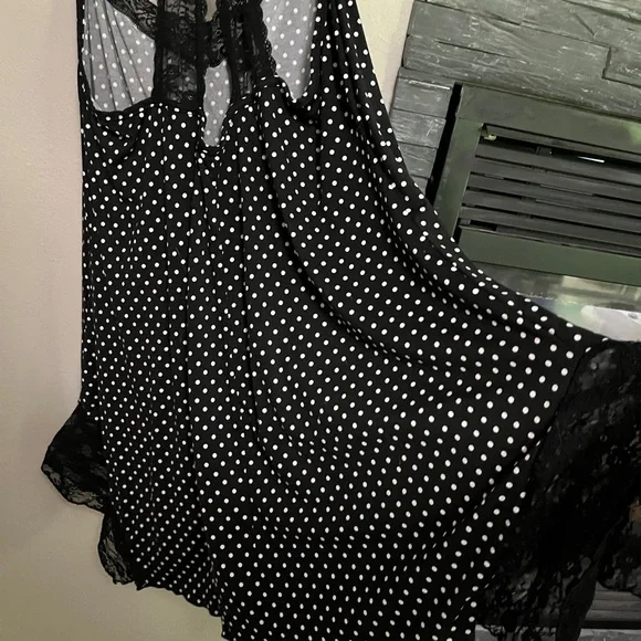 Black and White Polka Dot Lace Trim Racerback Babydoll Nightgown 2X - Picture 9 of 15